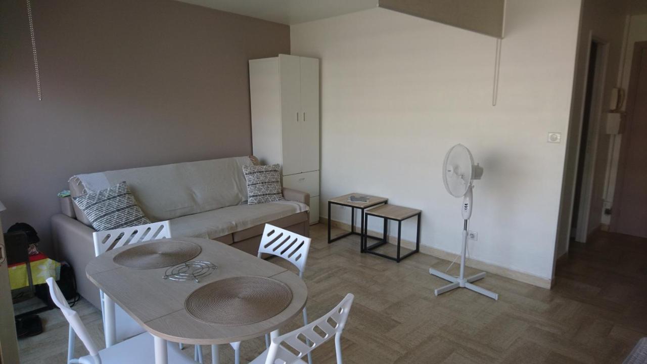 Beau Studio Vue Mer Cannes Exterior photo